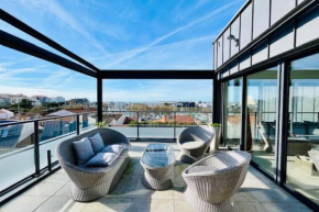 Rooftop sea view with private pool